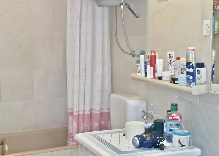 Spacious In + Terrace *